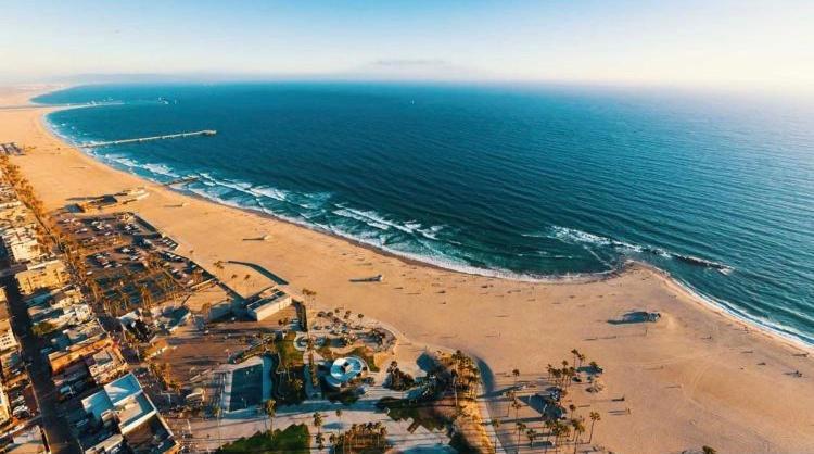 Venice Beach Studio With Large Private Patio Steps To The Beach Los Angeles Kültér fotó