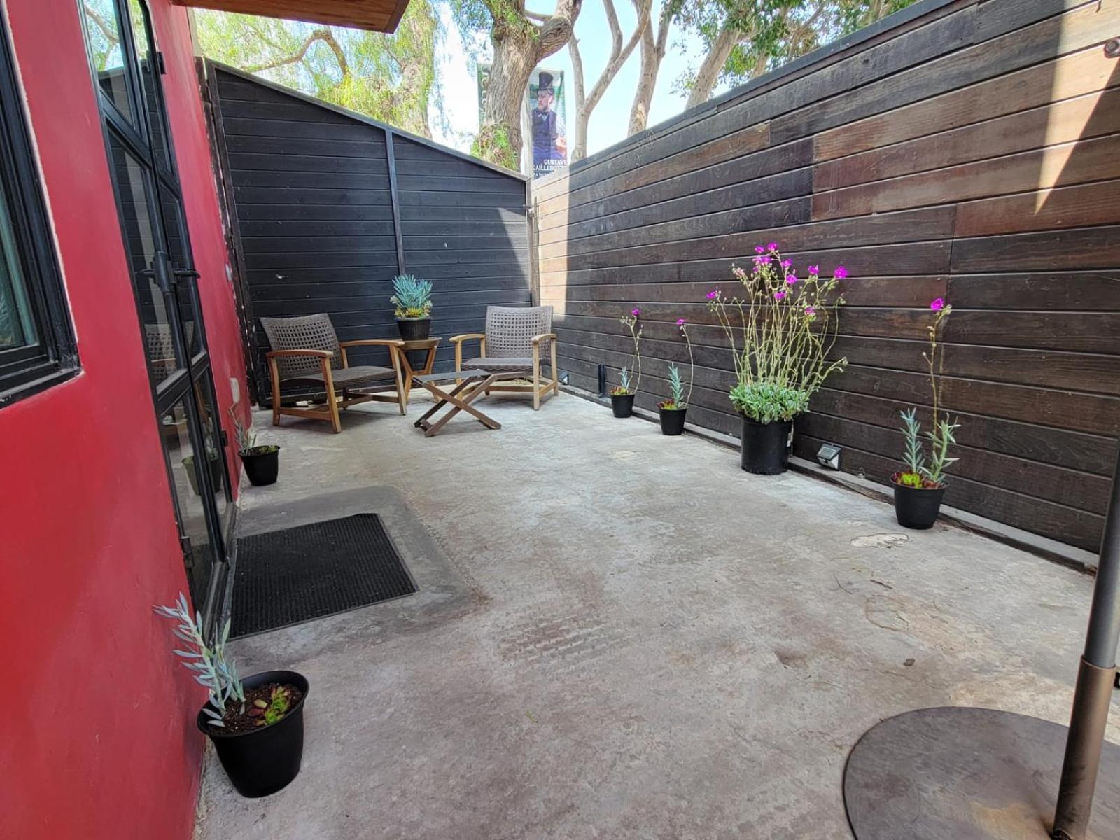 Venice Beach Studio With Large Private Patio Steps To The Beach Los Angeles Kültér fotó